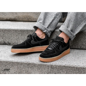 Nike Air Force 1 07 LV8 Suede 2