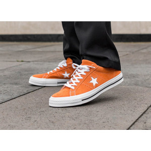 Converse One Star Suede Top 1