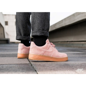 Nike Air Force 1 07 LV8 Suede 1