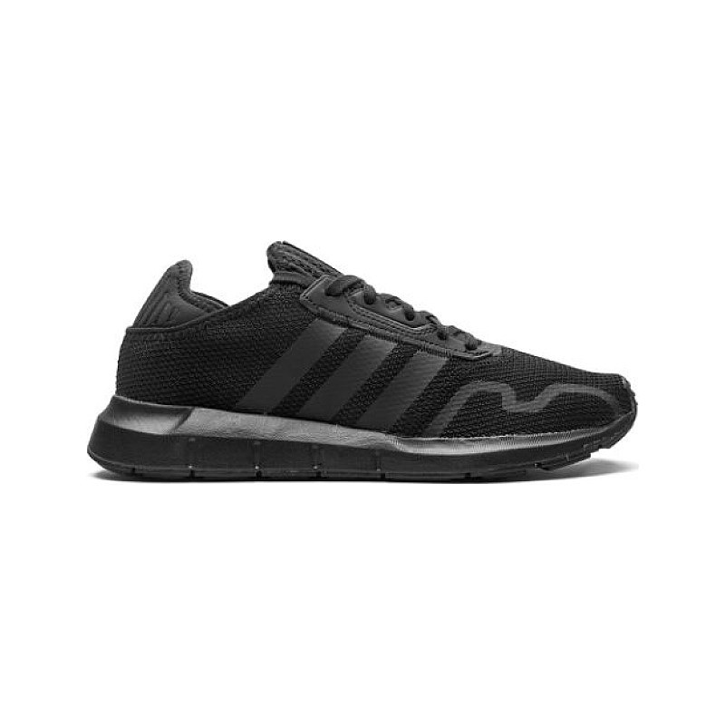 Adidas swift run triple black online