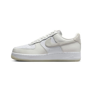 Nike Air Force 1 07 LV8 FN5832-100