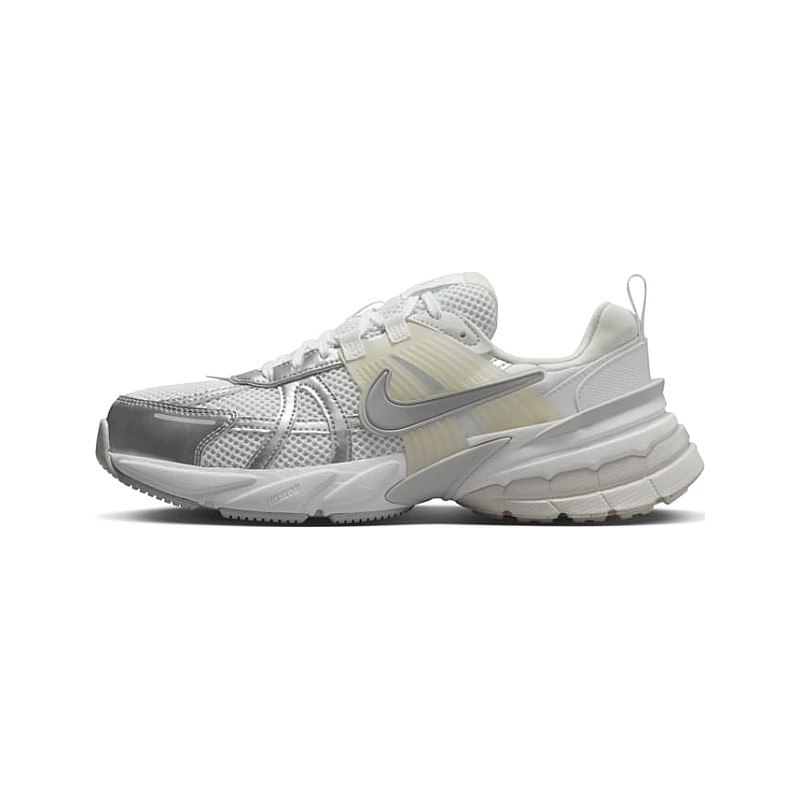 Nike V2K Run Metallic S Size 10 FD0736-104 od 66,00 €
