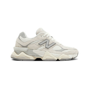 New Balance 9060 S Size 5 U9060MM