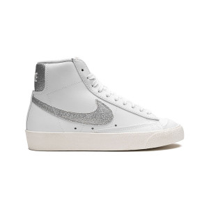 Nike Blazer Mid 77 ESS DQ7574-100