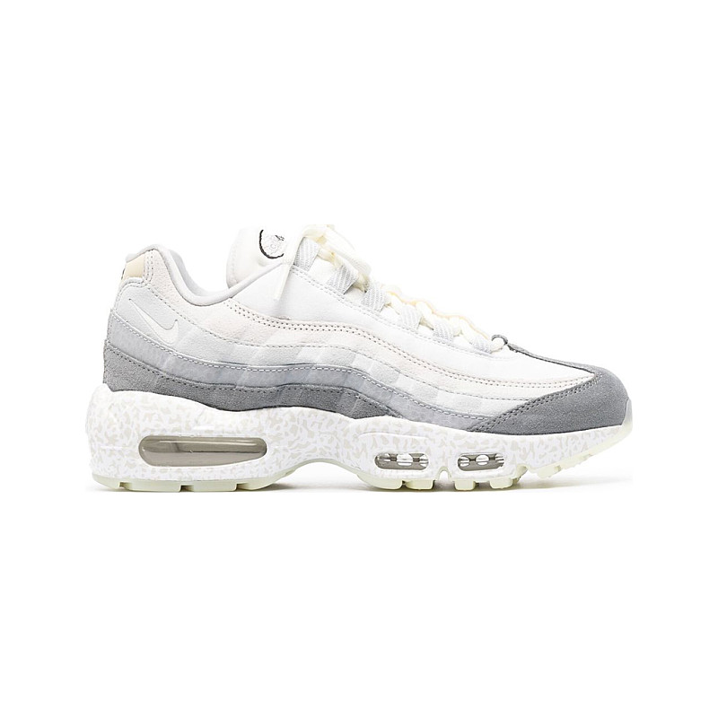 Nike Air Max 95 QS DV2593-100 vanuit 109,00 € Nike Air Max 95 QS DV2593-100 vanuit 109,00 €