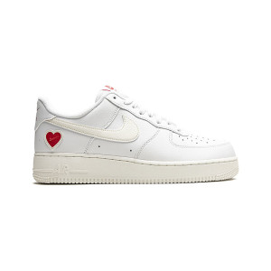 Nike Air Force 1 Valentines Day DD7117-100
