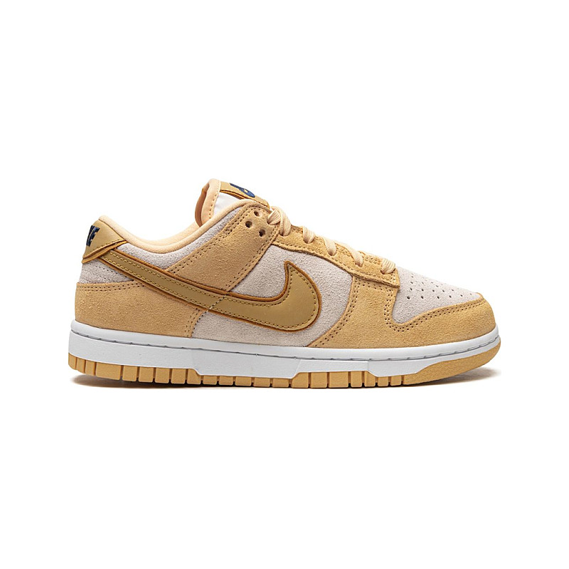 Tan suede nike hotsell