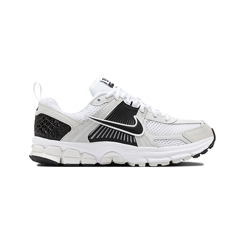 シュウ様5 Nike Zoom Vomero 5 Metallic Platinum HF6998-104 from 70,00 €