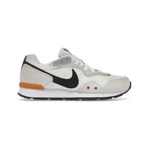 nike venture runner coconut
