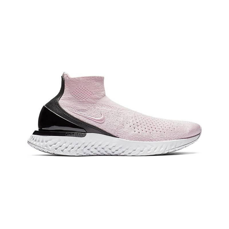 nike rise react flyknit sneaker