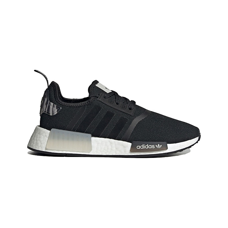 adidas gazelle silver green womens Star Wars x Nanzuka x adidas Star Wars x Nanzuka x adidas NMD R1 Darth  Vader IE6000