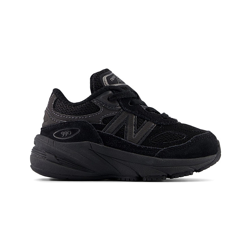 New Balance New Balance 990V6 Metallic IC990BB6 から 226,00 €