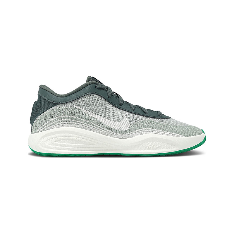 ゲリラ価格G.T.HUSTLE ACADEMY EP 26.5㎝ G.T. Hustle Academy EP Basketball Shoes. Nike ID