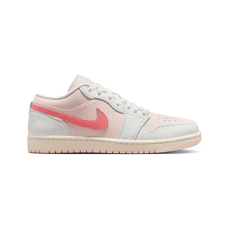 nike jordan strawberry