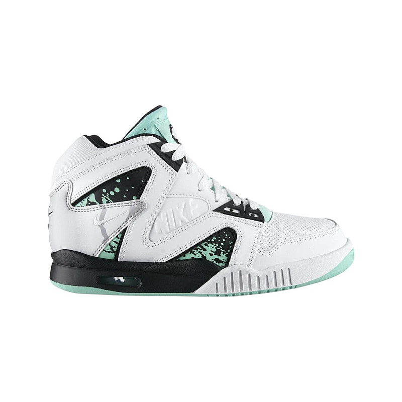 nike tech challenge hybrid