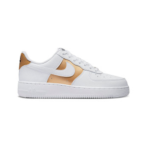 Nike Air Force 1 07 S Size 9 DD8959-105