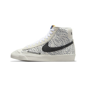 Nike Blazer Mid 77 Alter And Reveal DO7138-100