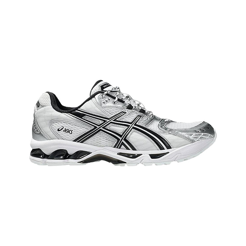 ASICS Gel Nimbus 10 1 S Size 4 1203A780-101