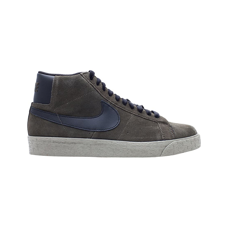 size 7 nike blazer