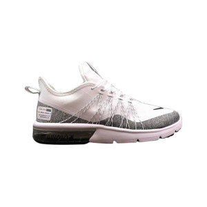 nike air max sequent 4 utility on feet