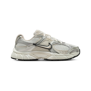 Nike V5 RNR Sail Light Orewood S HQ7901-104