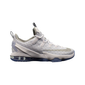 Nike Lebron 13 S Size 10 831925-100