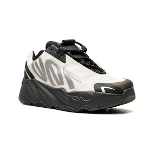 adidas adidas Yeezy Boost 700 MNVN Bone (Kids) FY3730