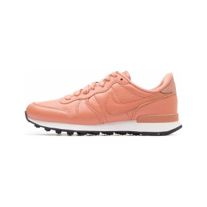 Internationalist sneakers in all sizes and colors Sneakers123.com