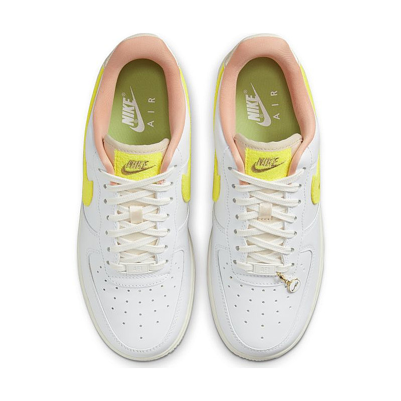 Nike Air Force 1 07 LX DV2183-100