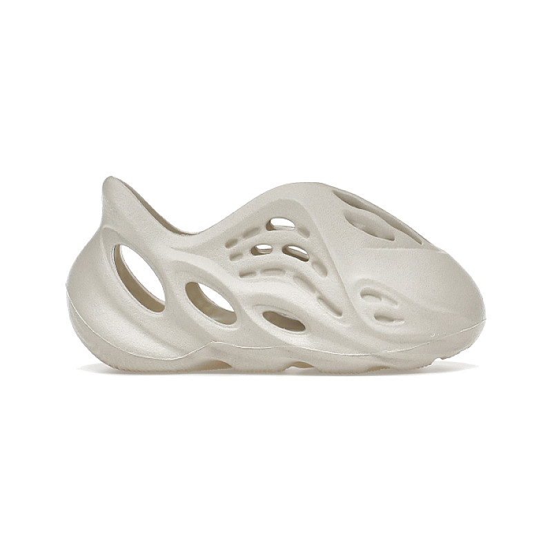 adidas adidas Yeezy Foam RNR Sand (Infants) GW7231