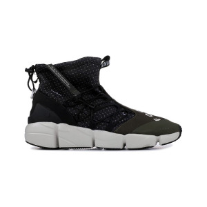Air Footscape Mid Utility Cargo