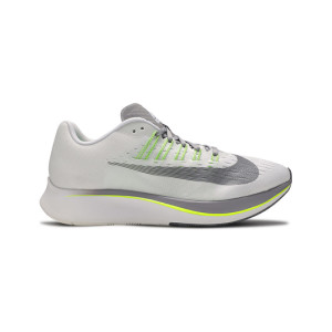 Zoom Fly
