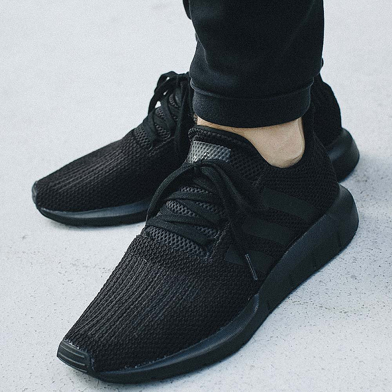 Adidas Swift Run AQ0863