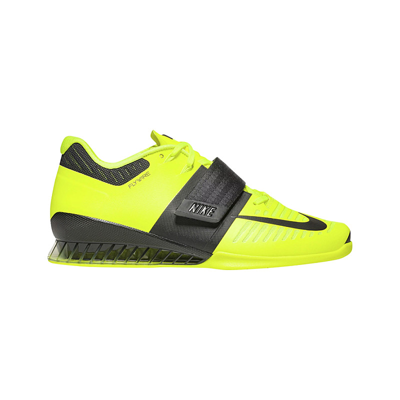 Nike Romaleos 3 カモフラ 迷彩　激レア　超美品 Nike Romaleos 3 カモフラ 迷彩 激レア 超美品 - メルカリ